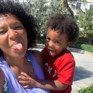 Meet your Posher, Paige